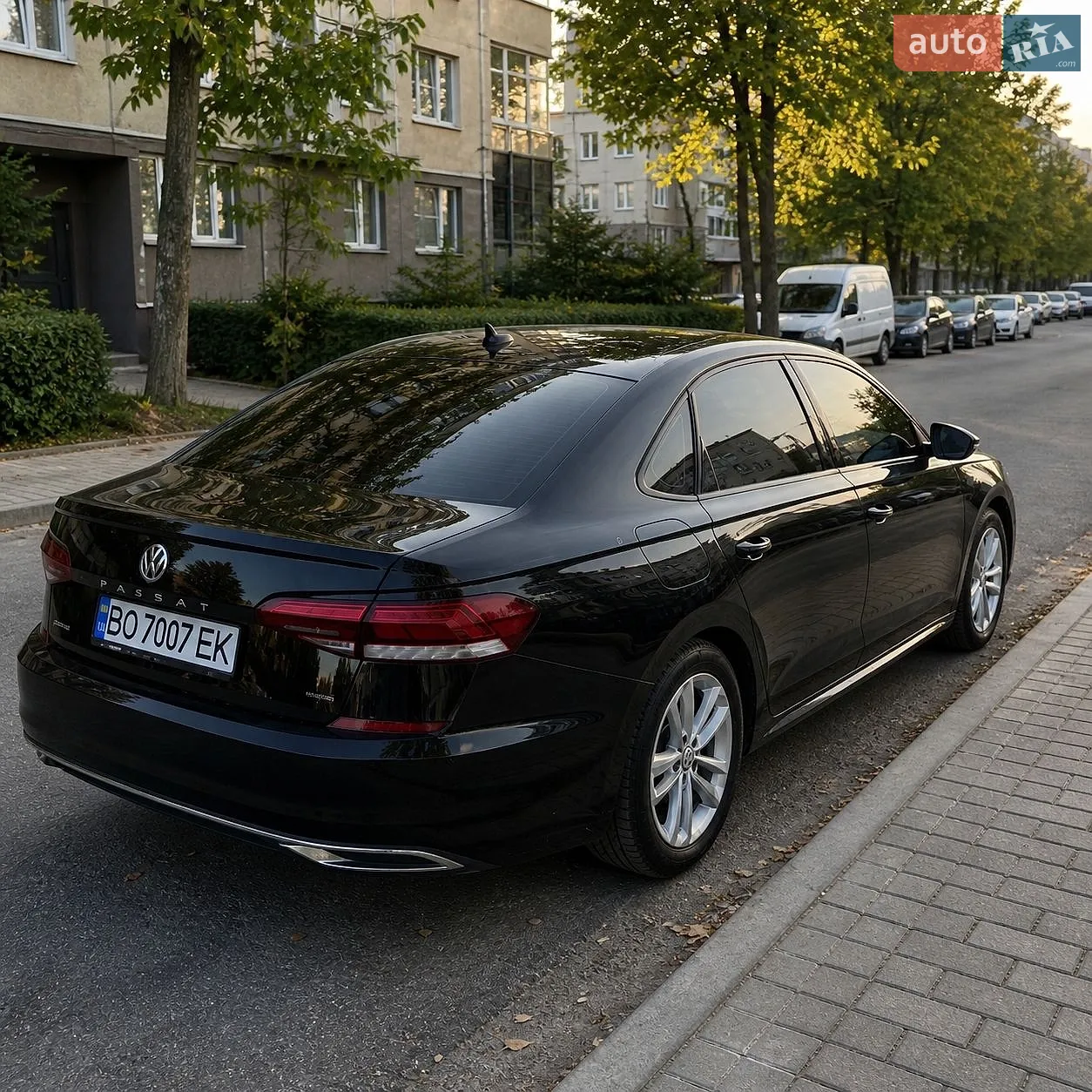 2019 Volkswagen Passat - мініатюра 3