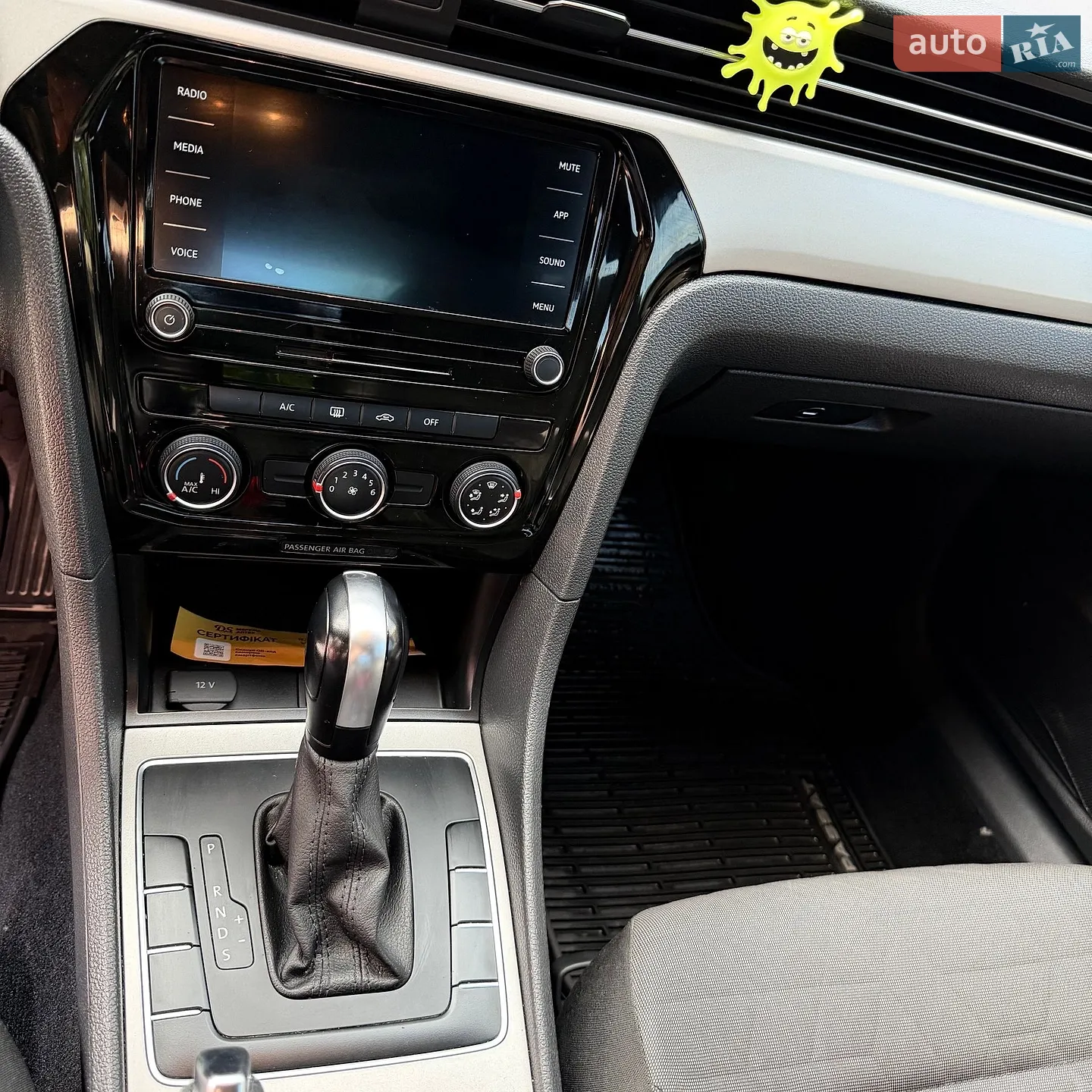 2019 Volkswagen Passat - мініатюра 10