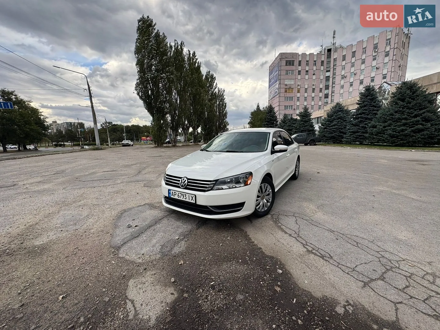 2013 Volkswagen Passat - мініатюра 32