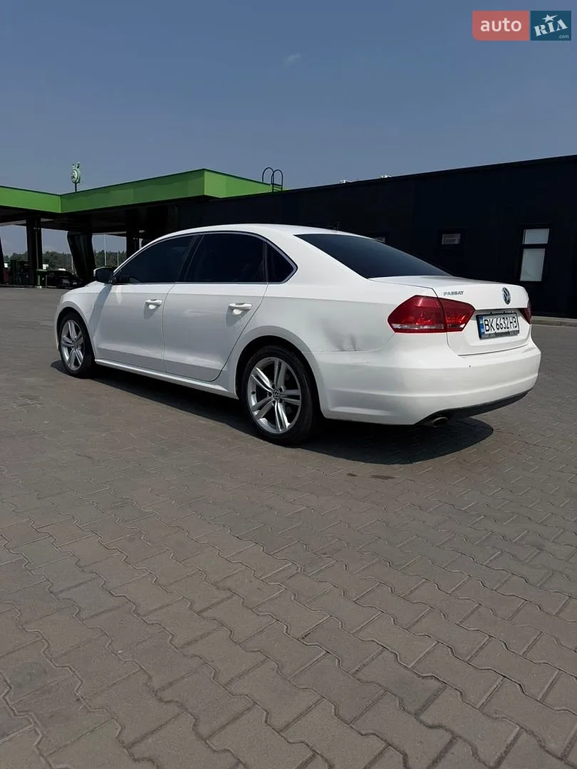 2013 Volkswagen Passat - мініатюра 8