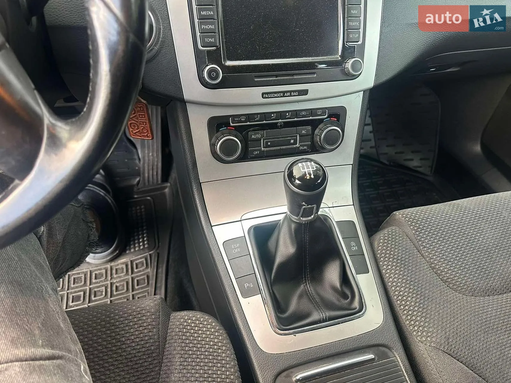 2010 Volkswagen Passat - мініатюра 11