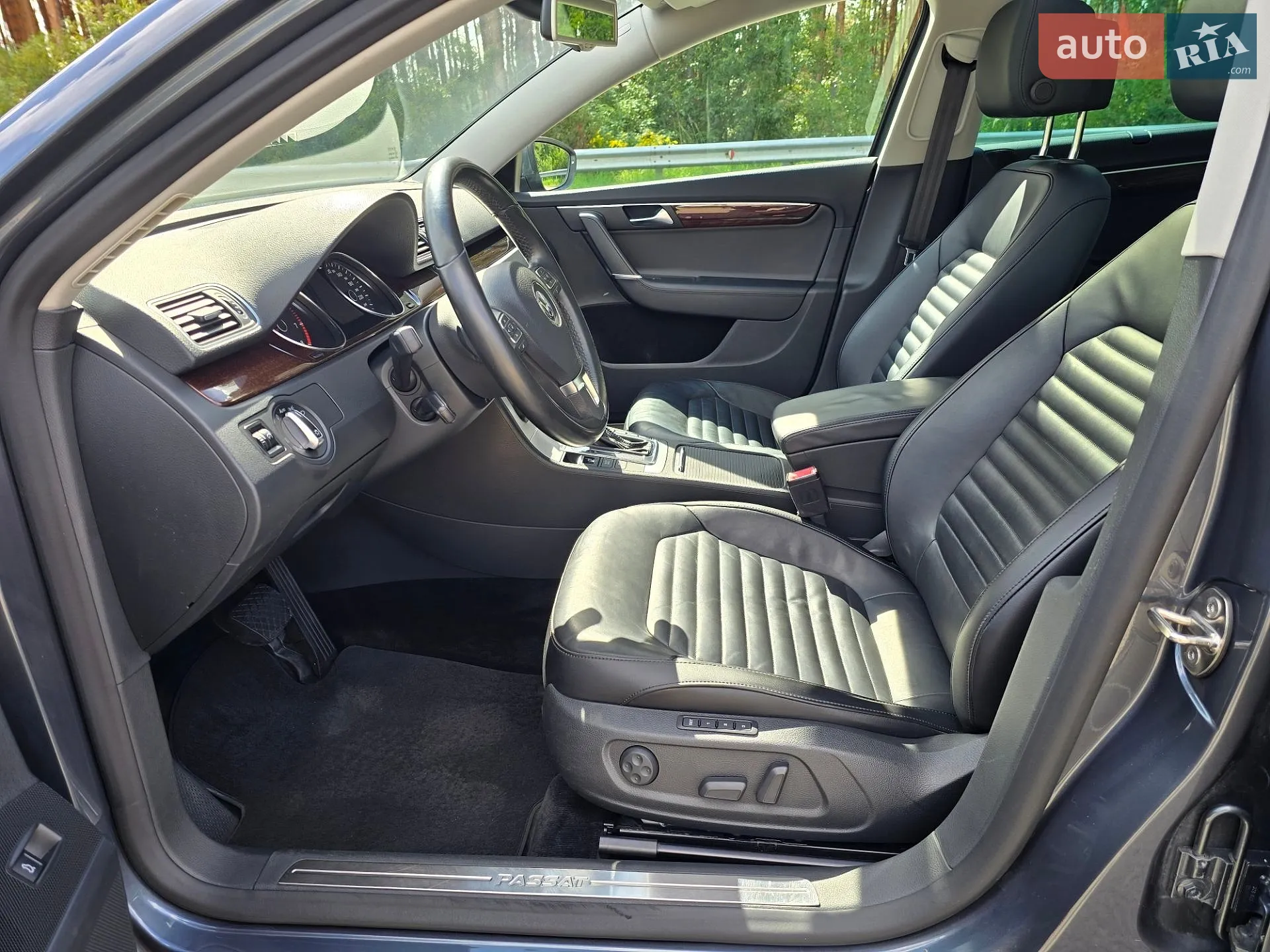 2011 Volkswagen Passat - мініатюра 25