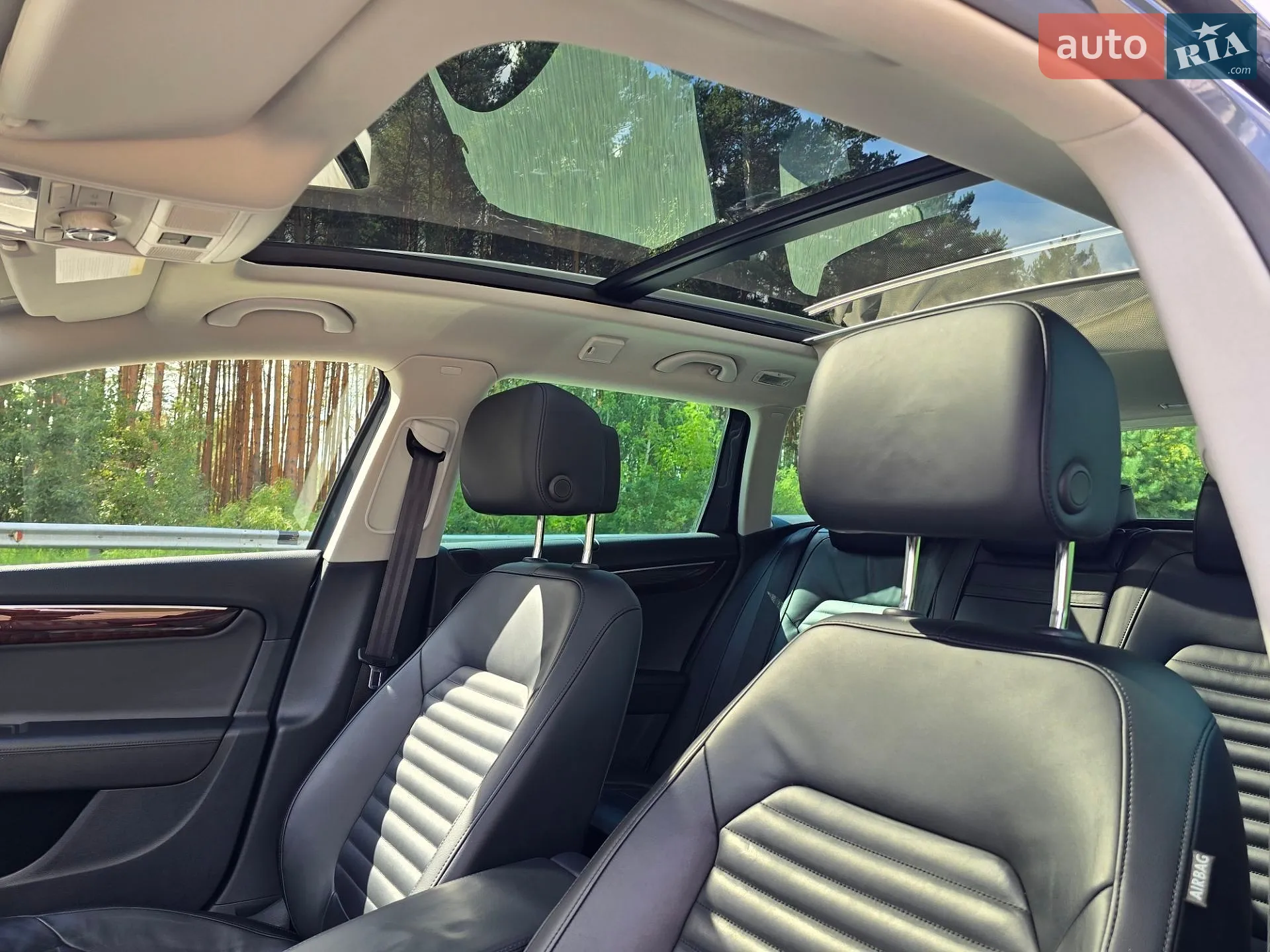 2011 Volkswagen Passat - мініатюра 29