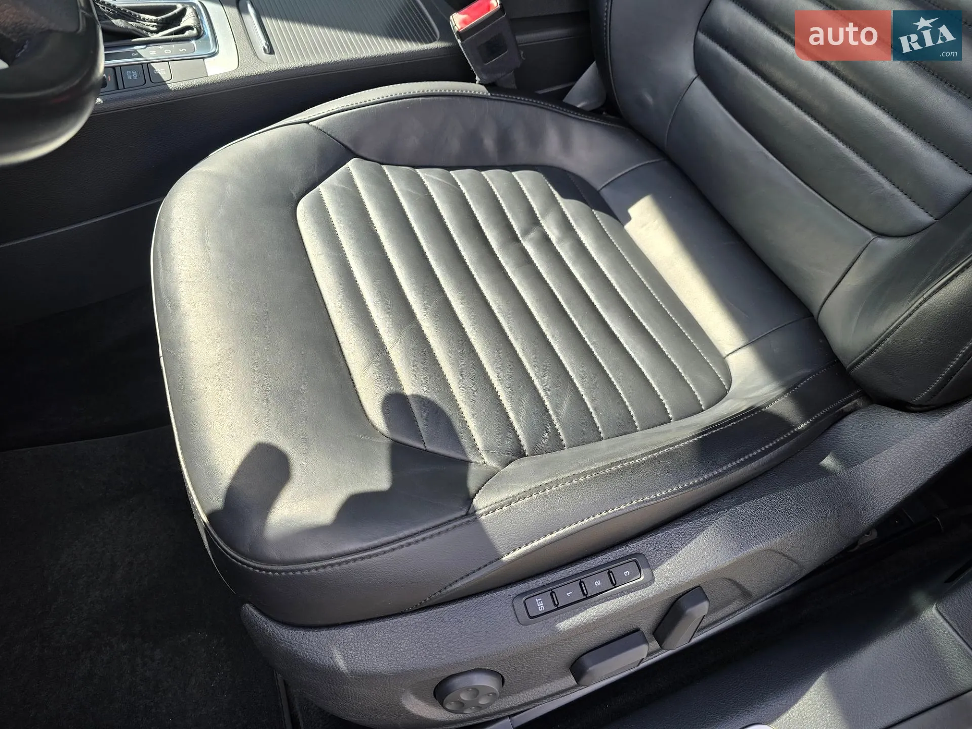 2011 Volkswagen Passat - мініатюра 28