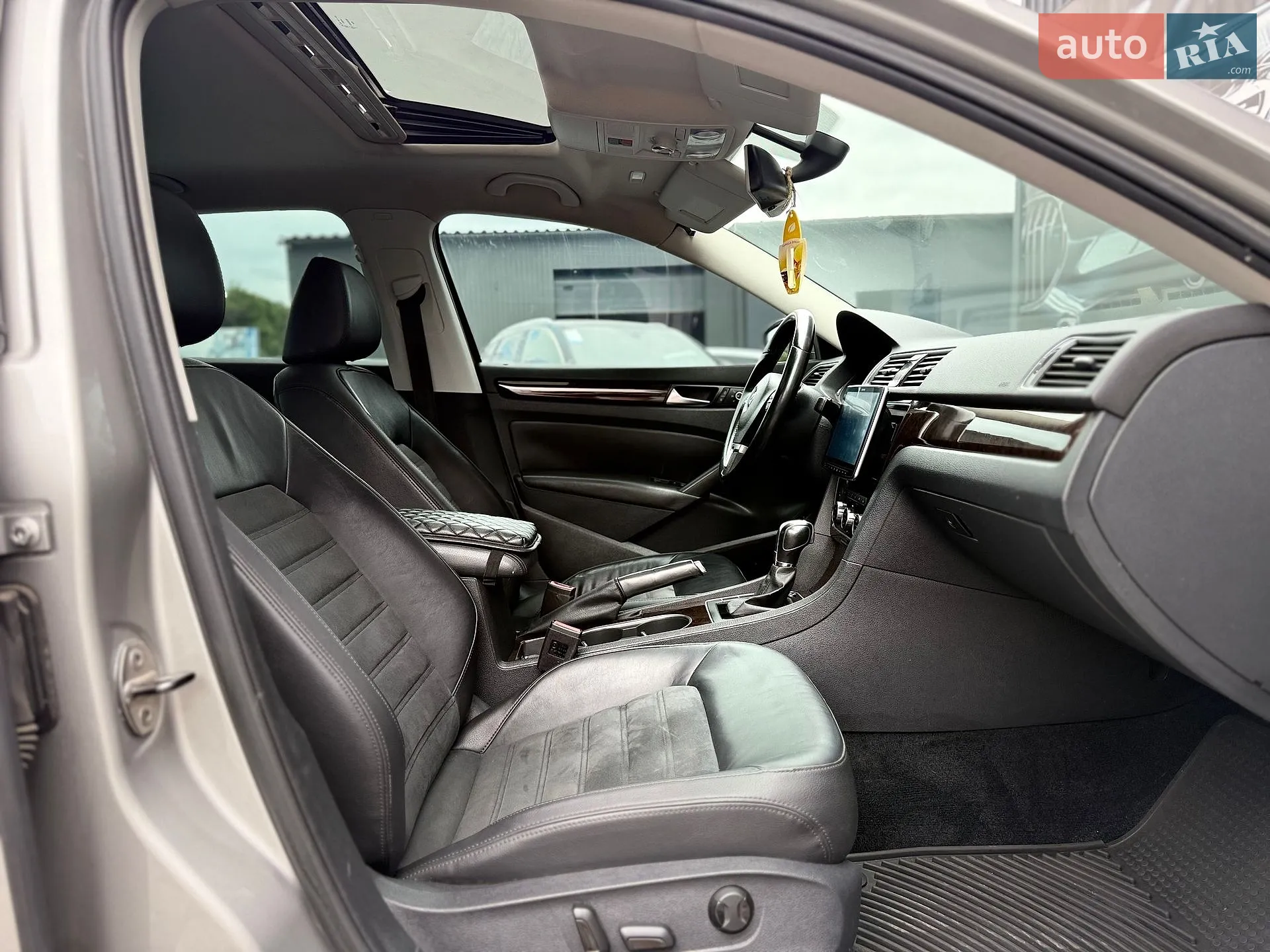 2014 Volkswagen Passat - мініатюра 28