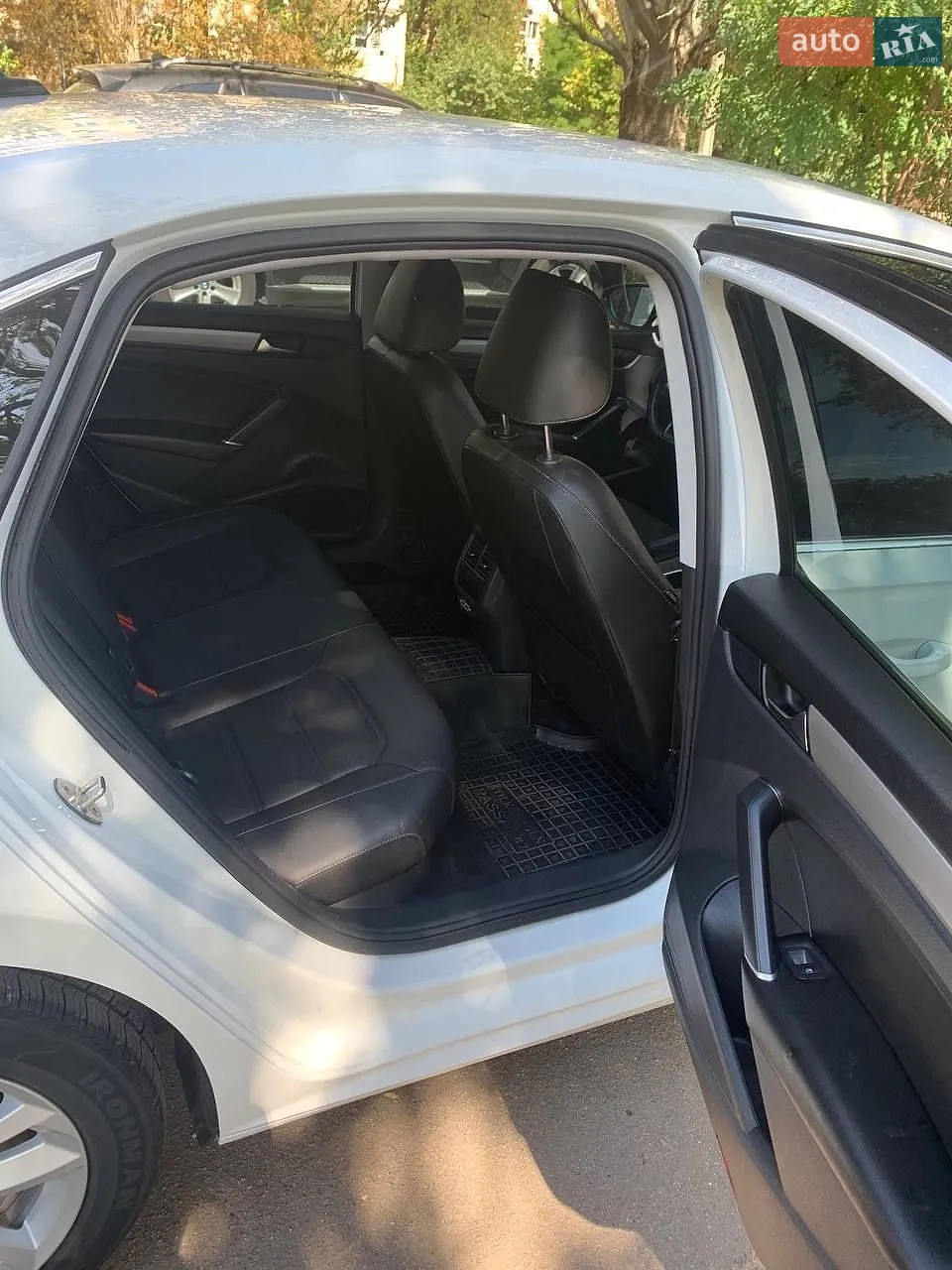 2019 Volkswagen Passat - мініатюра 11