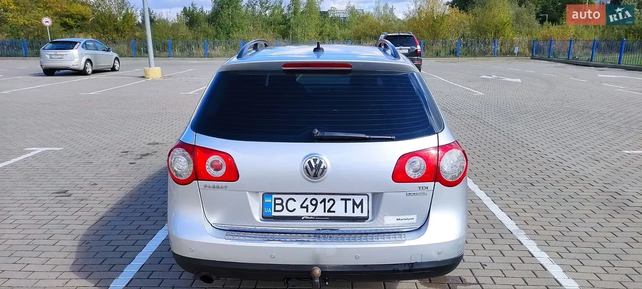 Volkswagen Passat 2010 photo 5
