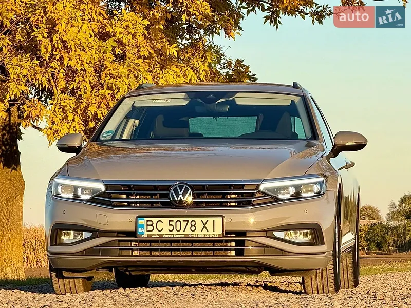 Volkswagen Passat 2022