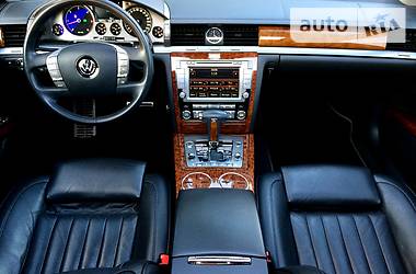 Седан Volkswagen Phaeton 2012 в Києві