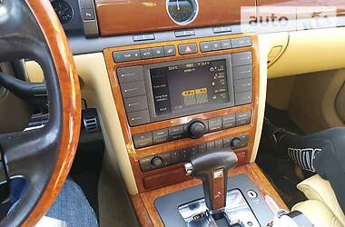 Седан Volkswagen Phaeton 2004 в 