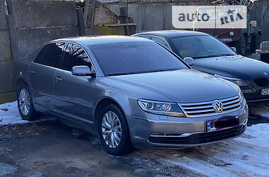 Седан Volkswagen Phaeton 2010 в Умани