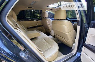 Седан Volkswagen Phaeton 2004 в Умани