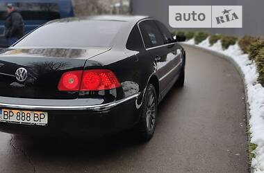 Седан Volkswagen Phaeton 2006 в Києві