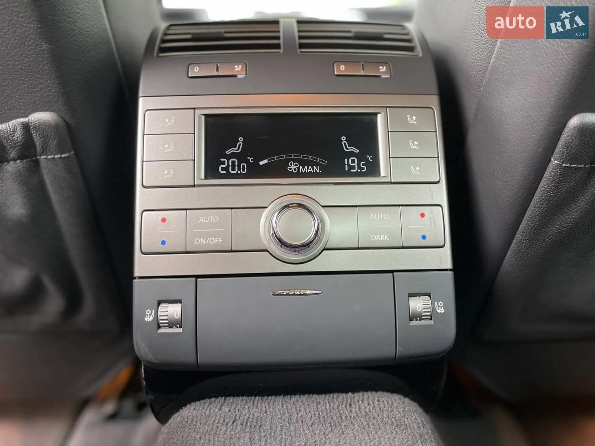 2011 Volkswagen Phaeton - мініатюра 13