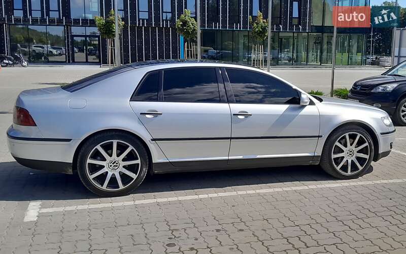 Седан Volkswagen Phaeton 2005 в Львове