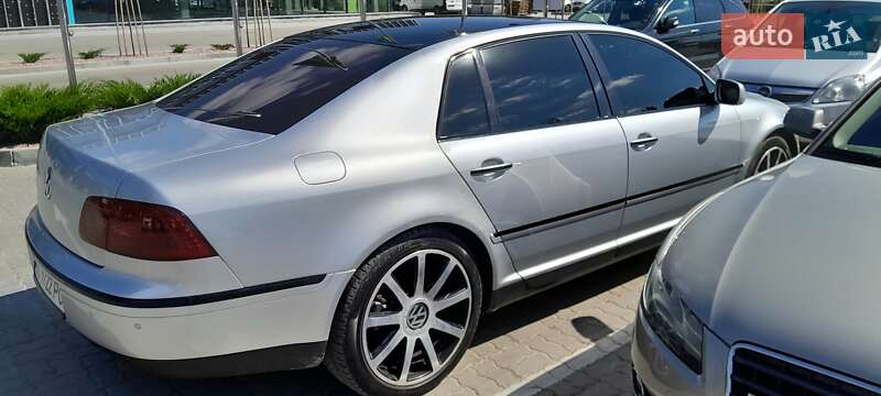 Седан Volkswagen Phaeton 2005 в Львове