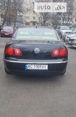 Седан Volkswagen Phaeton 2008 в Киеве