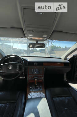 Седан Volkswagen Phaeton 2007 в 