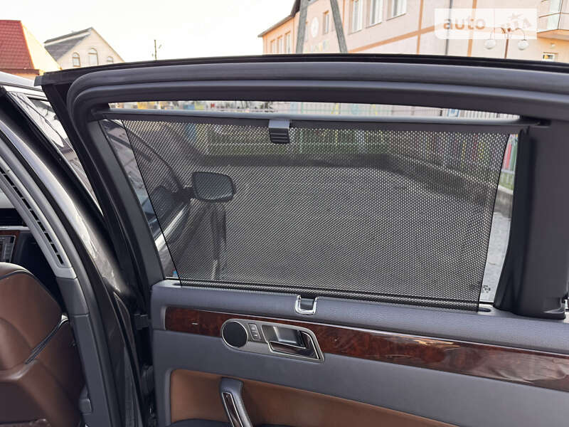 Седан Volkswagen Phaeton 2010 в Тячеві