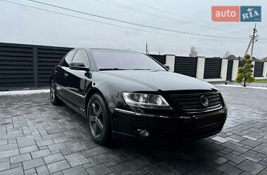 Седан Volkswagen Phaeton 2006 в Чернівцях