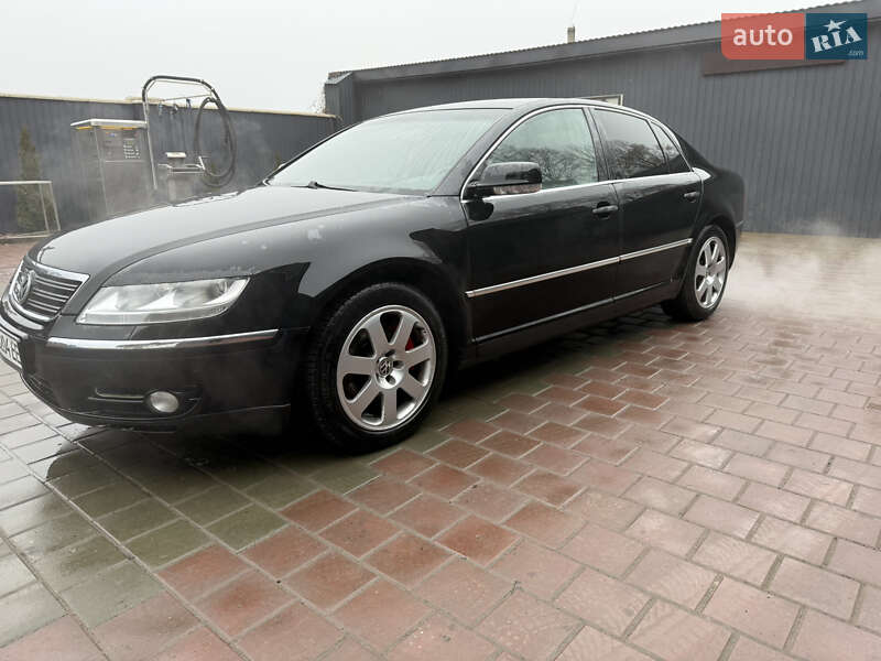 Седан Volkswagen Phaeton 2005 в Бучаче