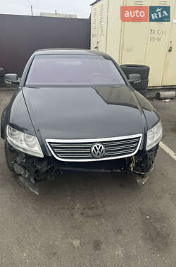 Седан Volkswagen Phaeton 2005 в Киеве