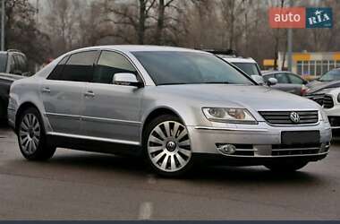 Седан Volkswagen Phaeton 2005 в Житомирі