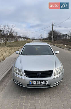 Седан Volkswagen Phaeton 2004 в Ровно