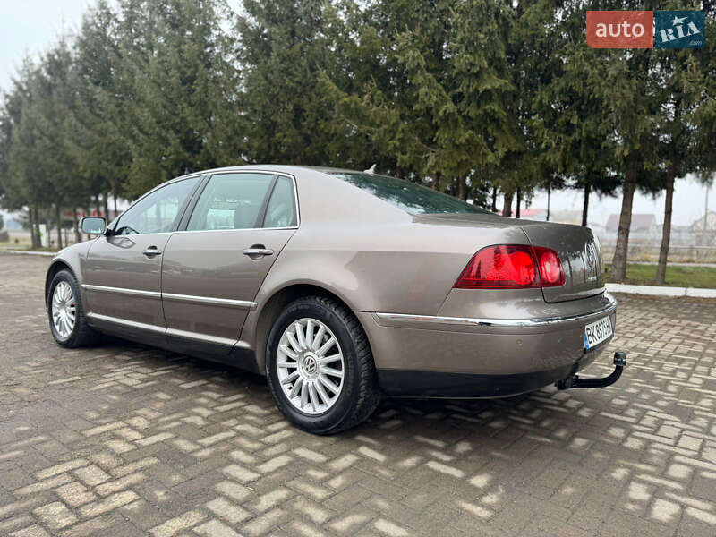 Седан Volkswagen Phaeton 2008 в Рівному