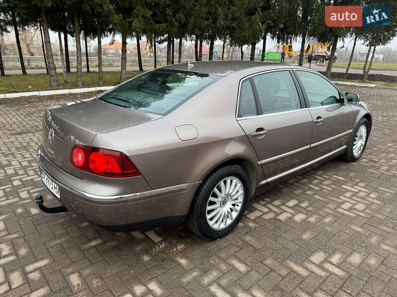 Седан Volkswagen Phaeton 2008 в Рівному