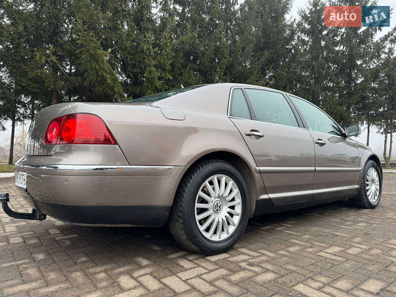 Седан Volkswagen Phaeton 2008 в Рівному