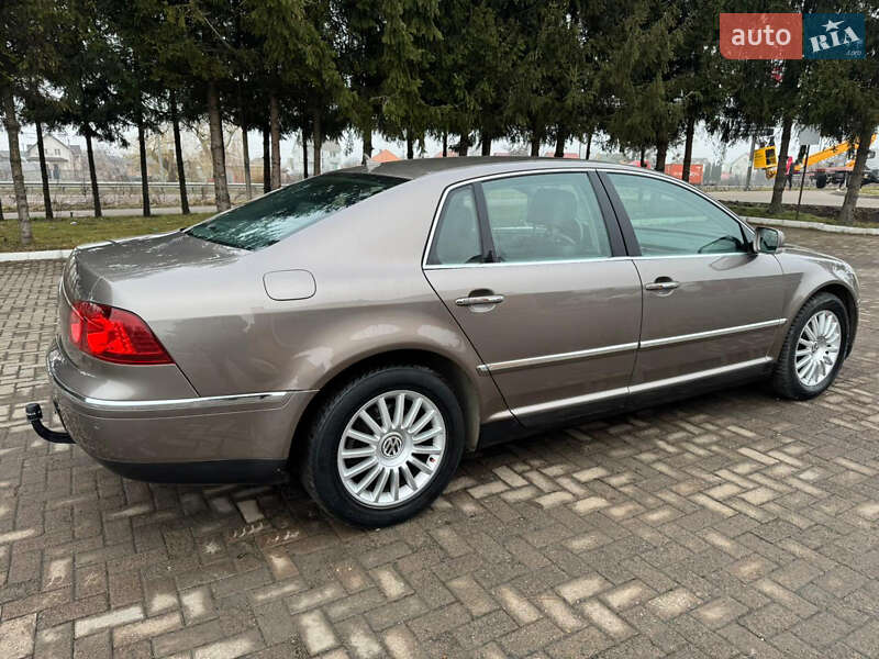 Седан Volkswagen Phaeton 2008 в Рівному