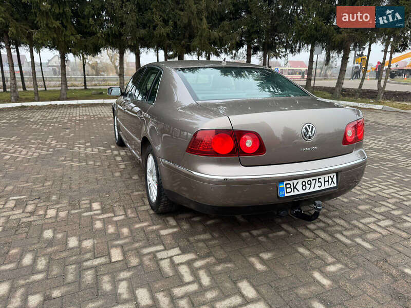 Седан Volkswagen Phaeton 2008 в Рівному
