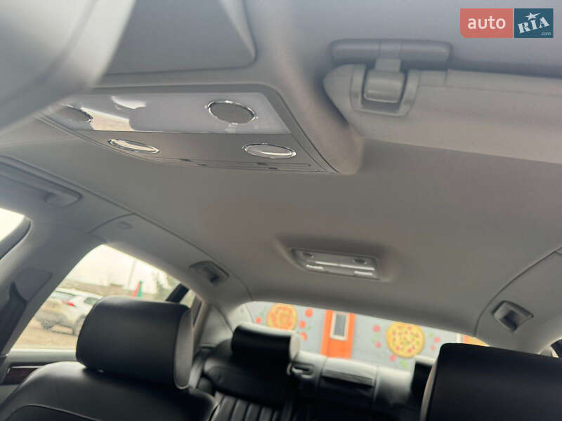 Седан Volkswagen Phaeton 2008 в Рівному