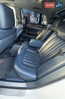 Седан Volkswagen Phaeton 2009 в 
