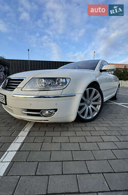 Седан Volkswagen Phaeton 2009 в 