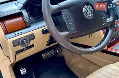 Седан Volkswagen Phaeton 2005 в 