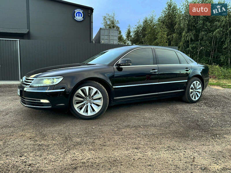Седан Volkswagen Phaeton 2015 в Киеве
