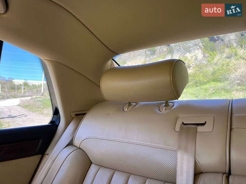 Седан Volkswagen Phaeton 2006 в Южноукраинске