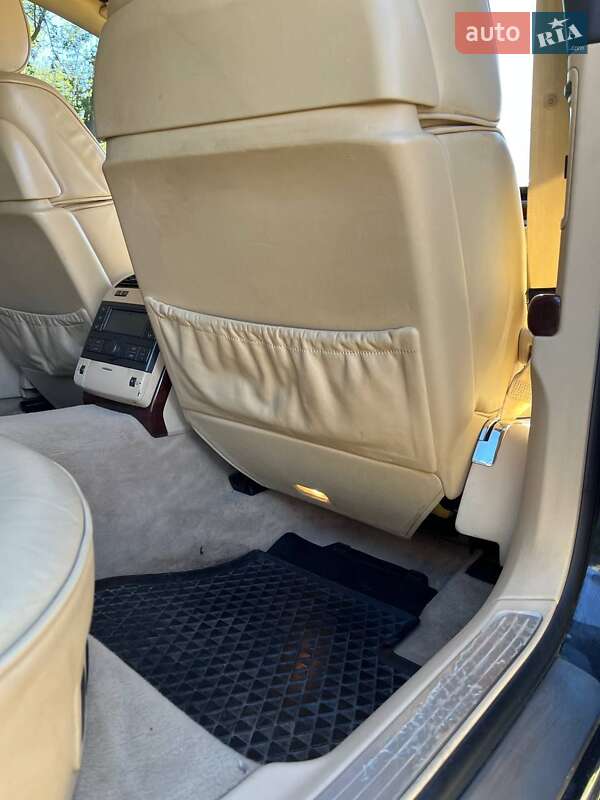 Седан Volkswagen Phaeton 2006 в Южноукраинске