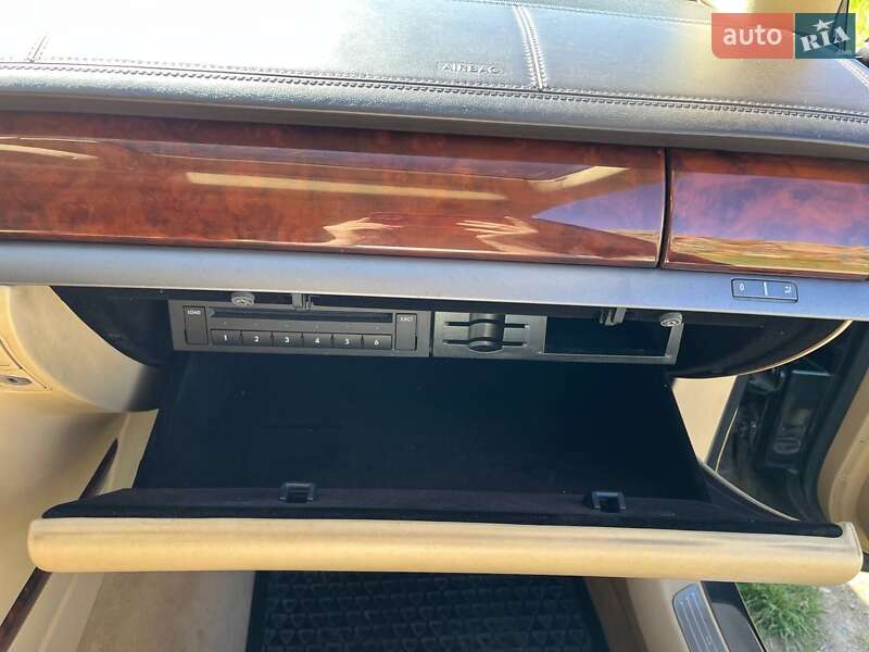 Седан Volkswagen Phaeton 2006 в Южноукраинске