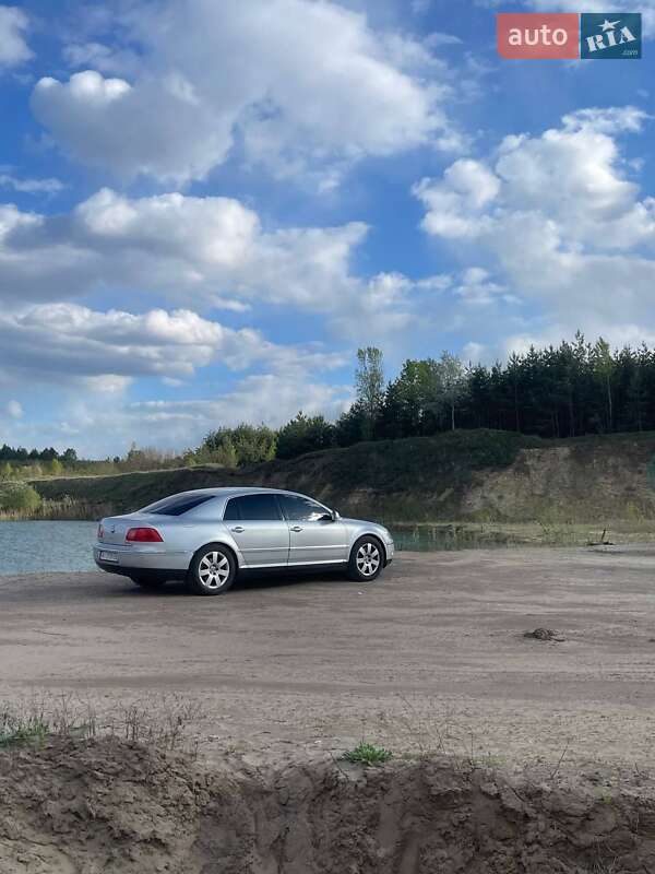 Volkswagen Phaeton 2005