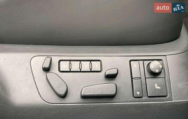 Седан Volkswagen Phaeton 2008 в Киеве