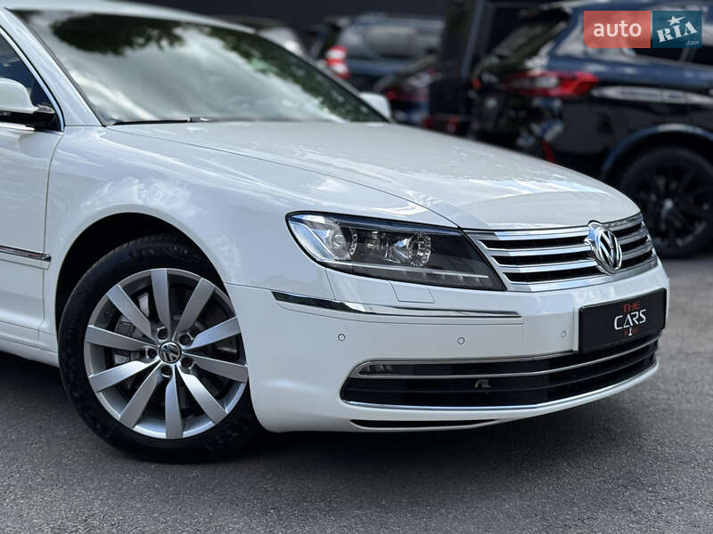 Седан Volkswagen Phaeton 2014 в Киеве