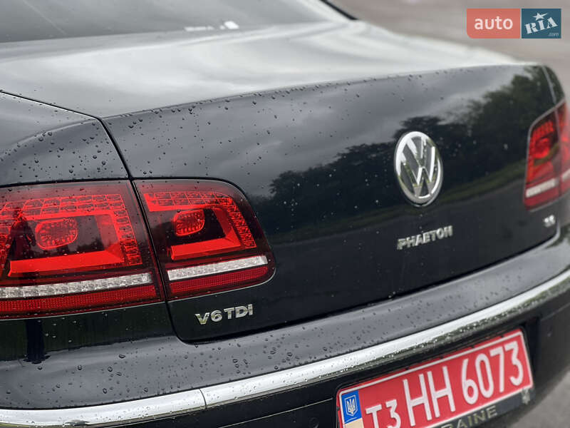 Седан Volkswagen Phaeton 2013 в Львові