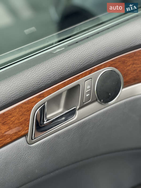 Седан Volkswagen Phaeton 2013 в Львові