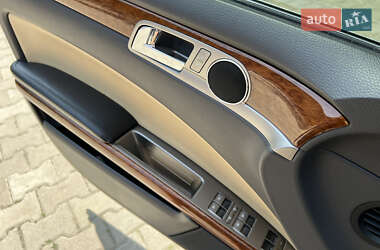 Седан Volkswagen Phaeton 2011 в 