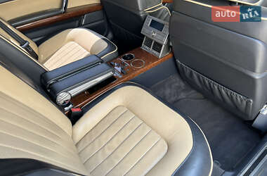 Седан Volkswagen Phaeton 2011 в 