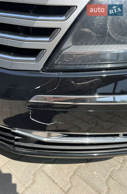 Седан Volkswagen Phaeton 2011 в 