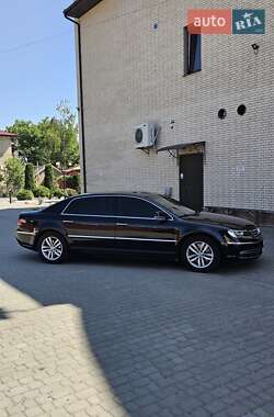 Седан Volkswagen Phaeton 2014 в Чернівцях